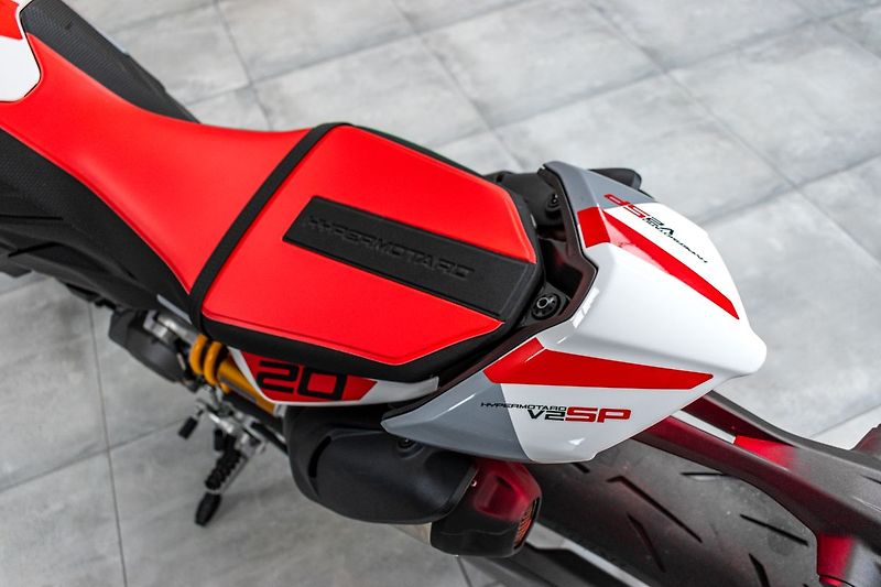 Ducati V2 SP*ÖHLINS*BREMBO*1.MAJ*DPH - fotka 22 z 27