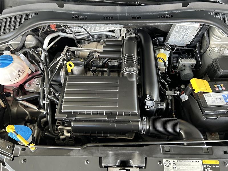 Škoda Fabia 1,2   TSI,SERVISKA,ŘEMEN - fotka 14 z 15