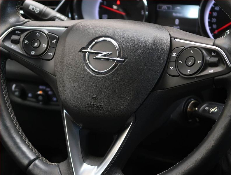 Opel Insignia (2021) 2.0 CDTI, Automat, Serv.kniha - fotka 22 z 22
