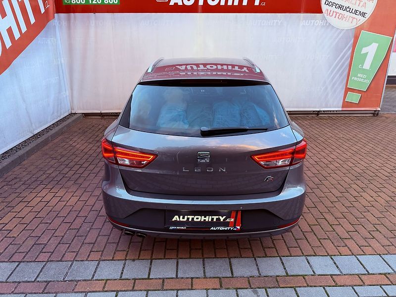 Seat Leon 1.4 TSi FR, Serviska - fotka 8 z 27