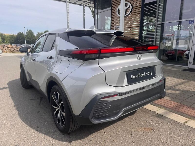 Toyota C-HR 1.8 Style - fotka 6 z 13