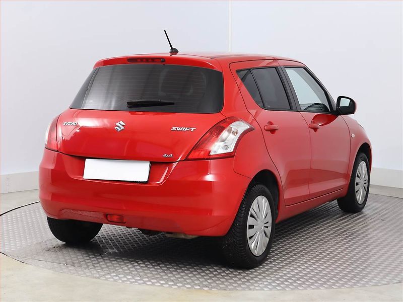 Suzuki Swift (2016) 1.2, 4X4, Tempomat - fotka 5 z 12