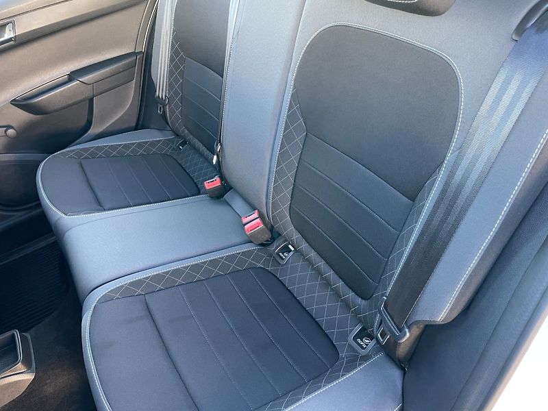 Škoda Fabia (2021) Com.1.0TSi Ambition Tour! ČR! - fotka 17 z 29