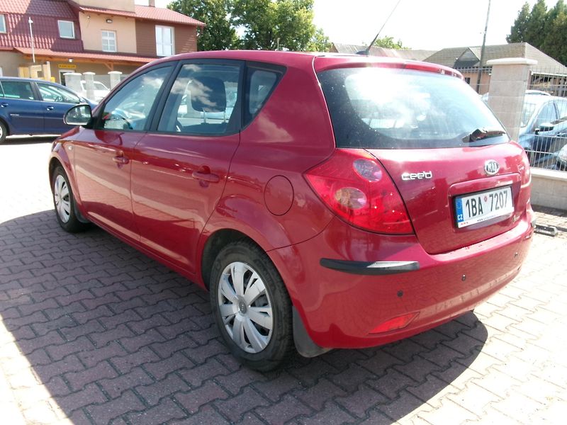 Kia Ceed (2007) 1,6 CVVT AC VÝHŘEV rozvody - fotka 5 z 27