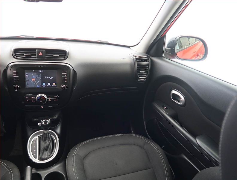 Kia Soul (2017) 1.6 GDI, Automat, Serv.kniha - fotka 8 z 22