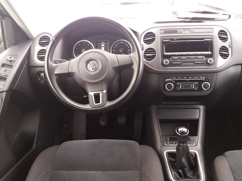 Volkswagen Tiguan 1.4TSi,118kW,Sport-Style,TAŽNY - fotka 13 z 29