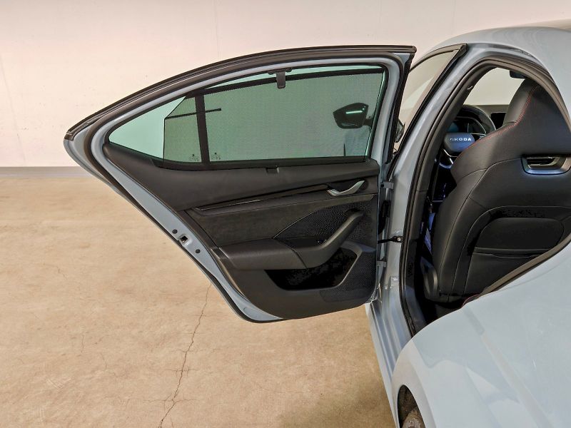 Škoda Octavia (2025) 2.0 TSI 195 kW DSG RS - fotka 25 z 32