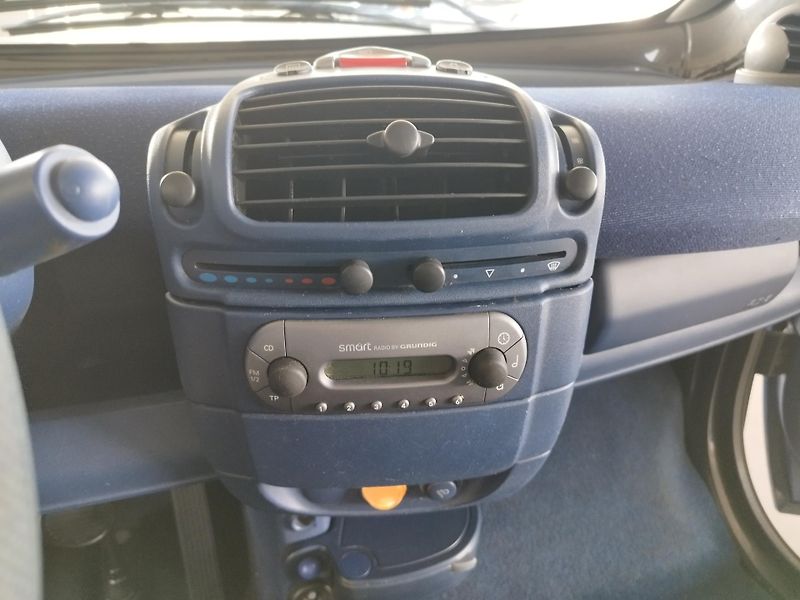 Smart Fortwo (2001) 800CDI,30KW,AUTOMAT,PANORAMA - fotka 14 z 15