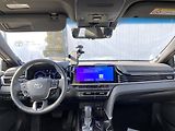 Toyota Camry 2.5HEV, ČR, Executive JBL - náhled 10