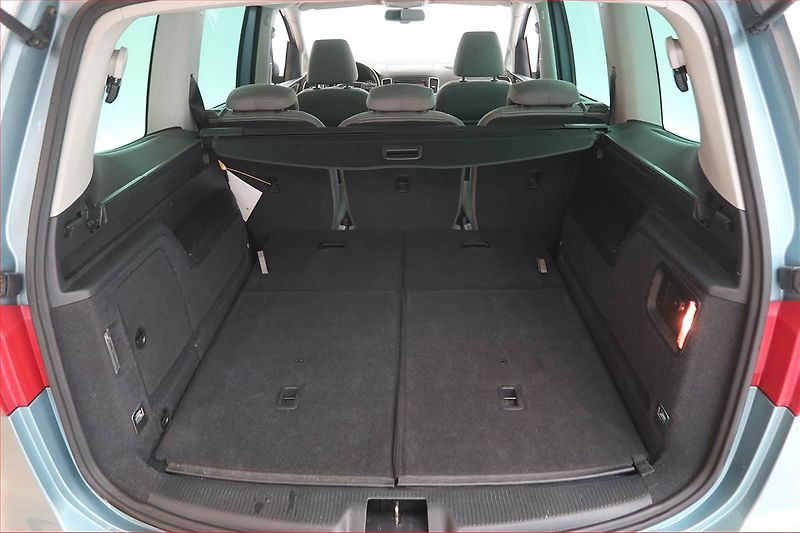 Seat Alhambra (2011) 1.4 TSI, 7 míst, Serv.kniha - fotka 16 z 19