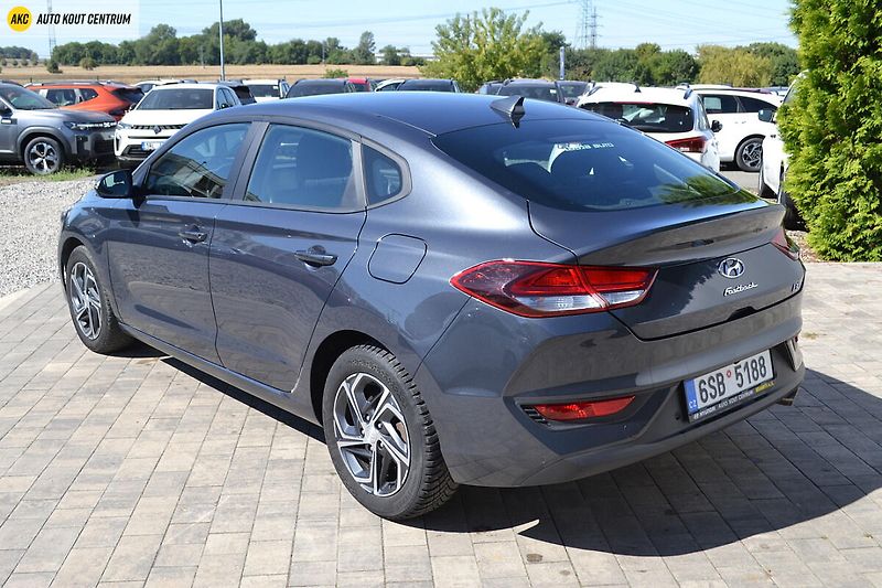 Hyundai i30 FB 1.0T-GDI COMFORT ALU16 - fotka 3 z 54
