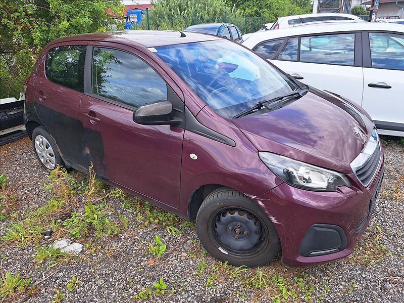 Peugeot 108 1,0 i - fotka 9 z 28