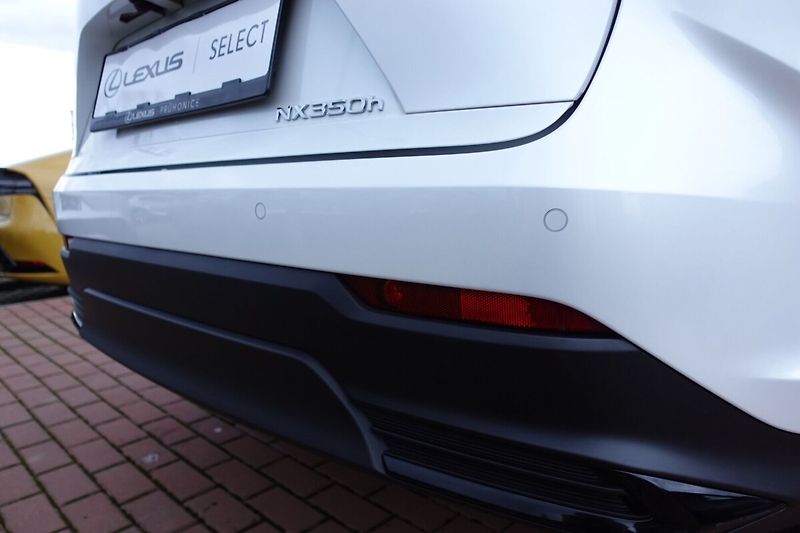 Lexus NX 350h NX350h Luxury Top Panoramic 4x - fotka 35 z 38