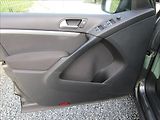 Volkswagen Tiguan 2.0TDi 4Motion Sport, aut. Kli - náhled 18