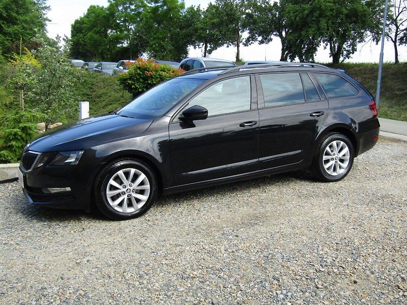 Škoda Octavia (2019) 1.5 TSI 110kW DSG - fotka 3 z 40