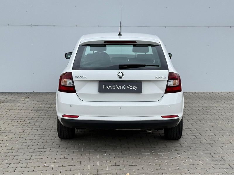Škoda Rapid 1.0  / 81 kW - fotka 9 z 23