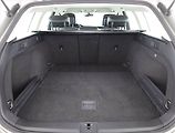 Volkswagen Passat (2015) 2.0 TDI, Automat, Navi - náhled 17