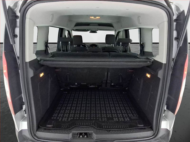 Ford Tourneo Connect (2016) Trend 1.5 TDCi, 5Míst - fotka 14 z 16