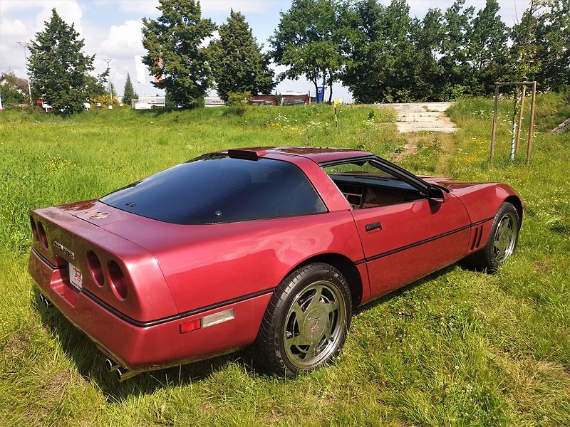 Chevrolet Corvette (1988) - fotka 19 z 24