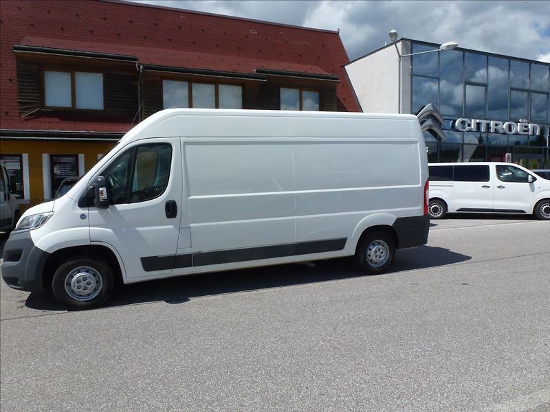 Citroën Jumper 2,0 BlueHDi 130 Plus 33 L3H2 - fotka 14 z 51