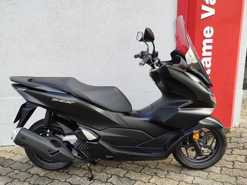 Honda PCX 125 1034 km - fotka 2 z 12