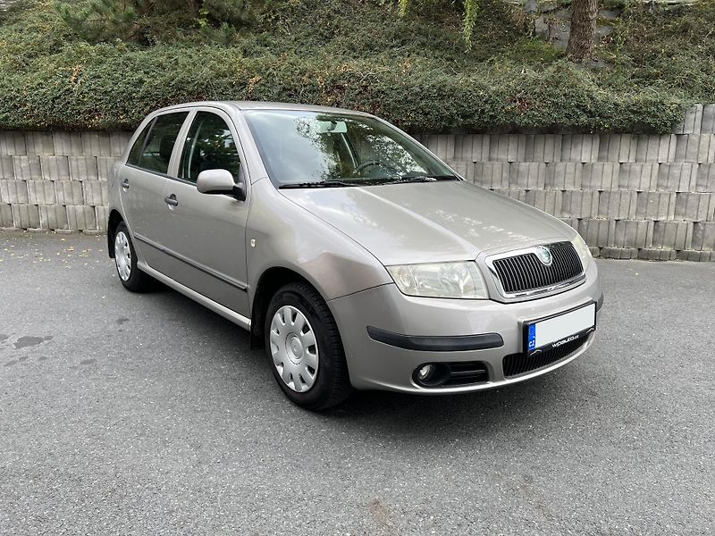 Škoda Fabia 1.2 HTP 121000KM BEZ KOROZE - fotka 3 z 14