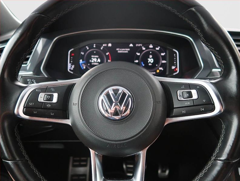 Volkswagen Tiguan Allspace (2019) R-Line 2.0 TSI - fotka 16 z 25