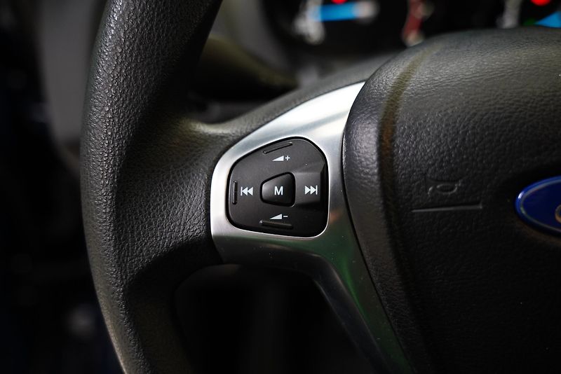 Ford B-MAX - fotka 15 z 23