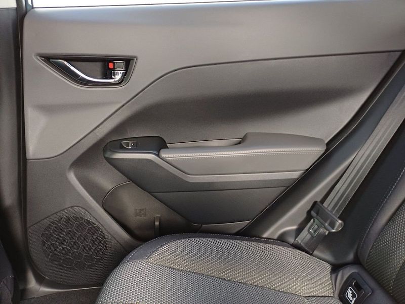 Subaru Crosstrek Comfort navi + ZIMNÍ PNEU A&nb - fotka 21 z 22