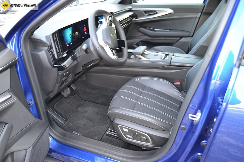 Renault Austral TECHNO MHEV 160 AUTO - fotka 21 z 53