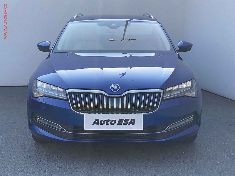 Škoda Superb (2022) 1.5 TSi, 2.maj,ČR, Style - fotka 2 z 19