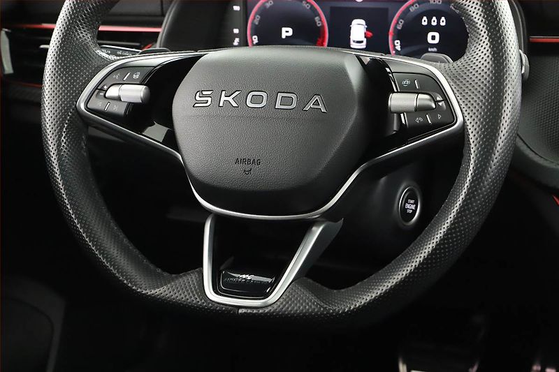 Škoda Kamiq (2026) 1.0 TSI, MONTE CARLO, AUTOMAT - fotka 8 z 18