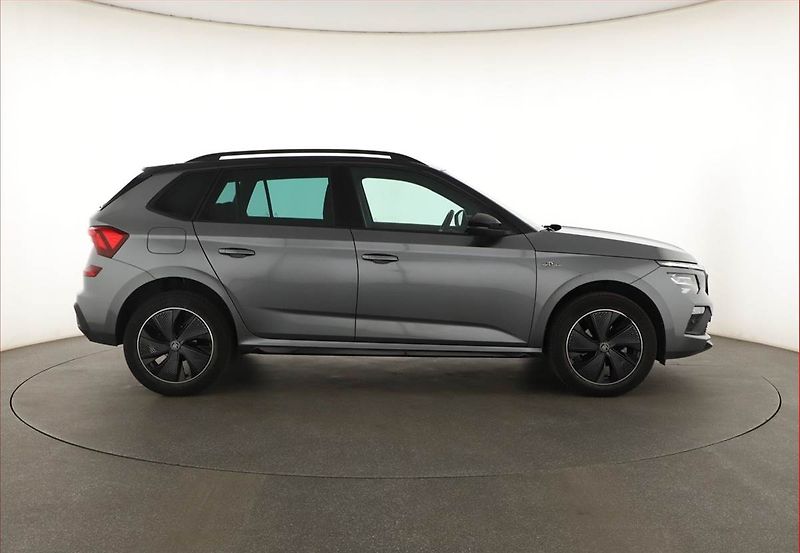 Škoda Kamiq (2025) 1.5 TSI, MONTE CARLO, AUTOMAT - fotka 6 z 17