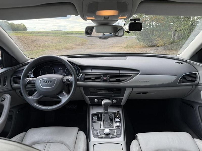 Audi A6 Avant kombi 3,0 TDi, tažné zařízení - fotka 20 z 42