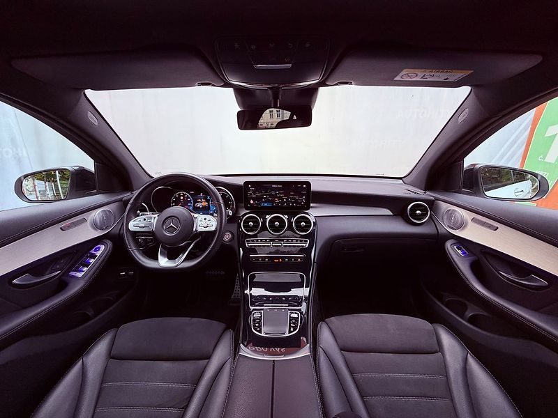 Mercedes-Benz GLC 300d 4Matic Coupe, ČR, Distron - fotka 20 z 36