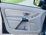 Volvo XC90 2.4D5 136KW 4x4 AUT SERVISKA - náhled 30
