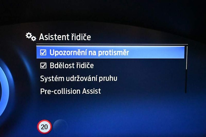 Ford Focus (2021) 1.5 ACTIVE X LED VIRTUAL Tažné - fotka 23 z 33