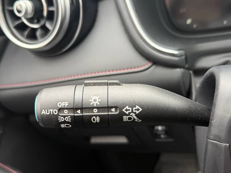 MG HS (2024) 1.5 TGI 119 kW Exclusive 7DCT - fotka 17 z 25