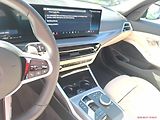 BMW Řada 3 330d xDrive Touring - náhled 9