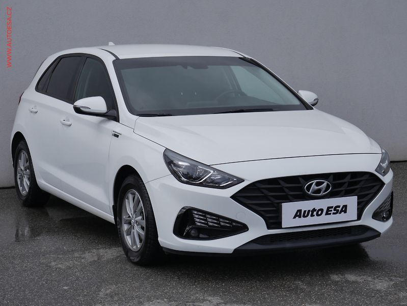 Hyundai i30 (2020) 1.5 DPi, ČR, Comfort, kamera - fotografie inzerátu