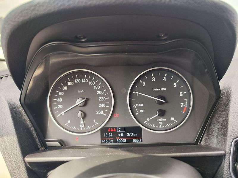 BMW Řada 1 118i Advantage ČR - fotka 14 z 28