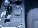 BMW Řada 1 (2020) 2.0D 118D, Advantage, AT - náhled 13