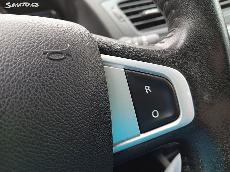 Renault Mégane 1.5 dCi 66kW - fotka 17 z 26