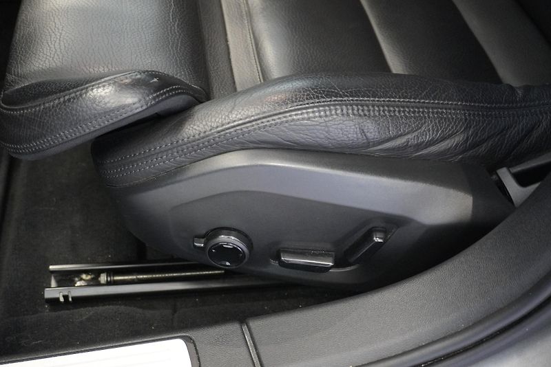 Volvo V60 T5 INSCRIPTION AUT. - fotka 23 z 29