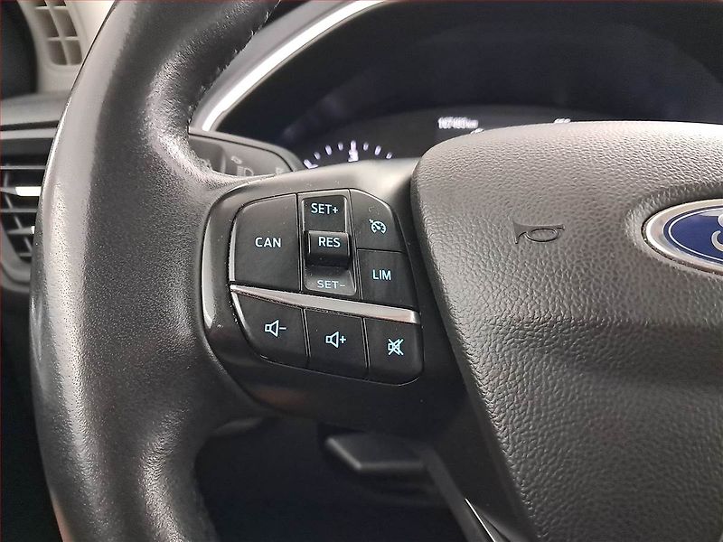 Ford Focus (2021) 1.5 EcoBlue, Automat, Navi - fotka 17 z 20