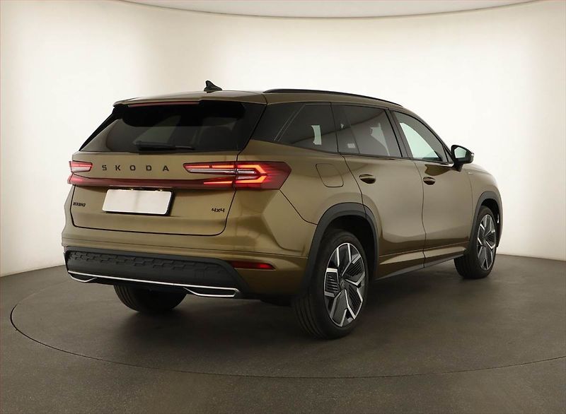 Škoda Kodiaq (2025) 2.0 TDI, SPORTLINE, 4X4 - fotka 5 z 21