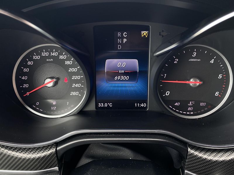 Mercedes-Benz Třídy V V 300 d 4M AMG - fotka 17 z 28