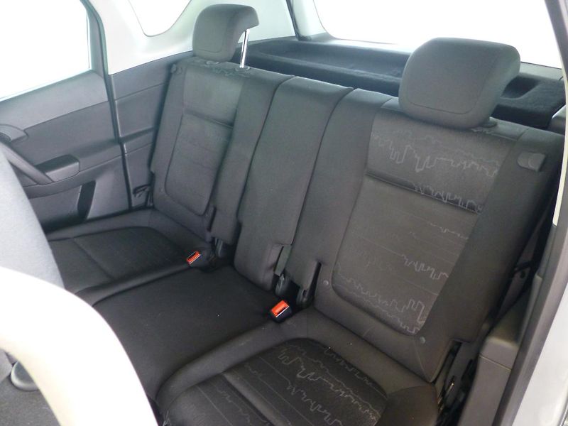 Opel Meriva (2011) 1,4i-88KW**KLIMA*ALU**TEMPOMAT - fotka 24 z 26