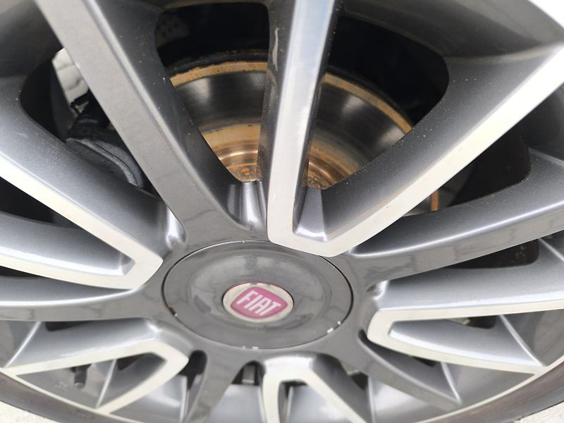 Fiat Bravo 1.4 Tjet 1.MAJ,DOL KM - fotka 28 z 28