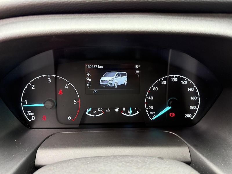 Ford Tourneo Custom (2018) SPORT - 2,0TDCi - 125kw - fotka 26 z 69